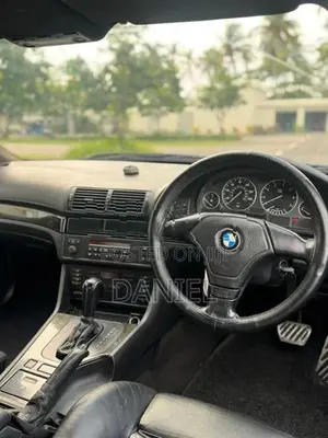 BMW 523i E39 1996