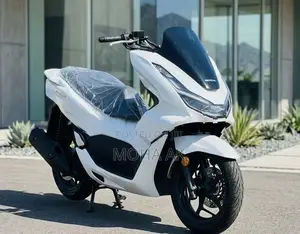 Honda PCX160 2025