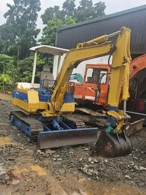 Komatsu PC20-6 Excavator – 2017