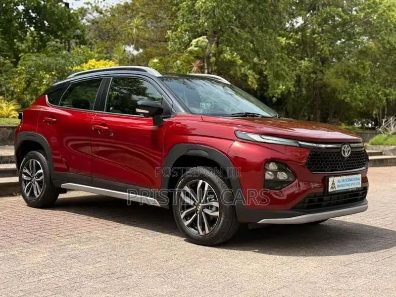 Toyota Urban Cruiser Taisor V Dual Tone 2026