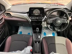 Toyota Urban Cruiser Taisor V Dual Tone 2026