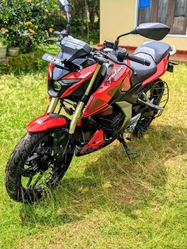 Bajaj Pulsar N160 2025