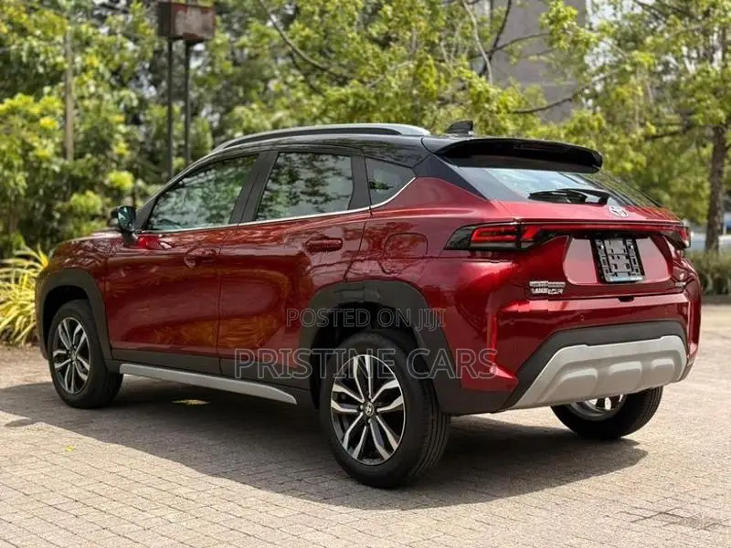 Toyota Urban Cruiser Taisor V Dual Tone 2026