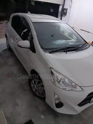 Toyota Aqua 2015