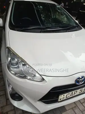 Toyota Aqua 2015