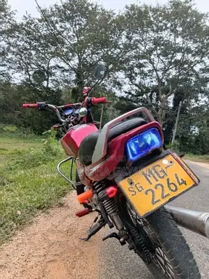 Bajaj CT100 2005