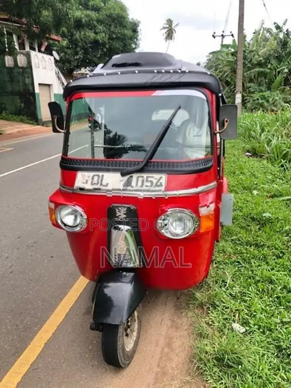 Bajaj RE 2008