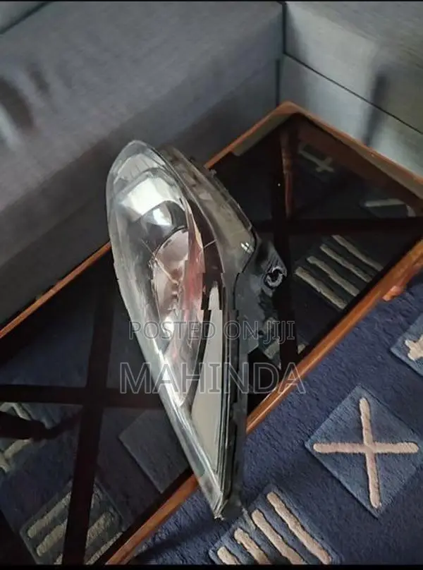 Right Side Head Light Hyundai Accent 2012