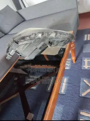 Right Side Head Light Hyundai Accent 2012