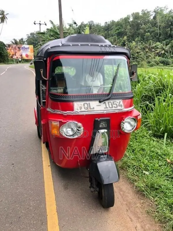 Bajaj RE 2008