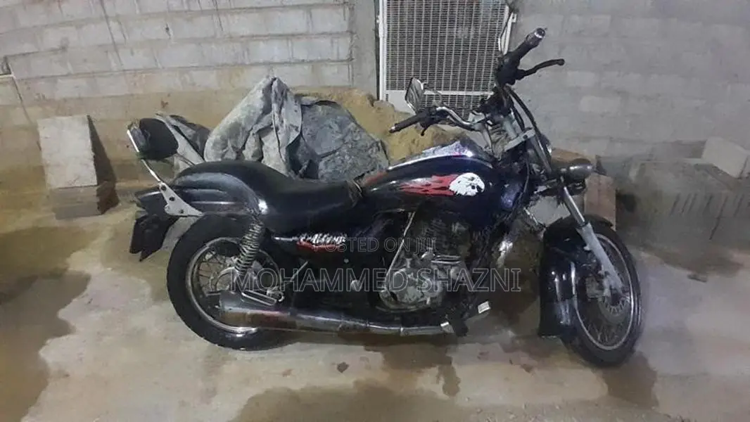 Bajaj Avenger 2007