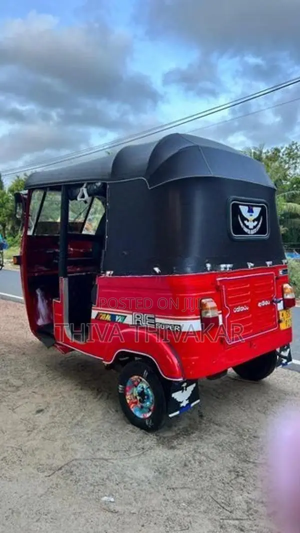 Bajaj RE 2004