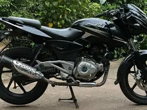 Bajaj Pulsar 180 2016