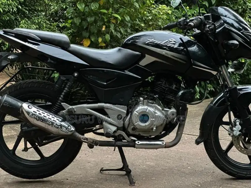 Bajaj Pulsar 180 2016
