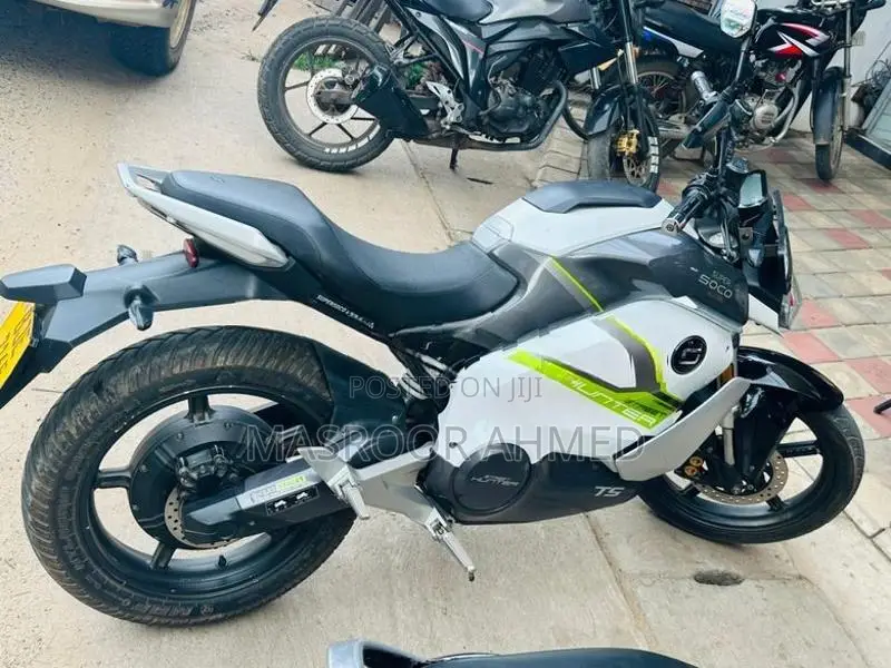 Vmoto Street Hunter Super 2023