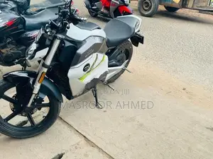 Vmoto Street Hunter Super 2023
