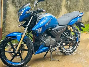 TVS Apache RTR 180 2017