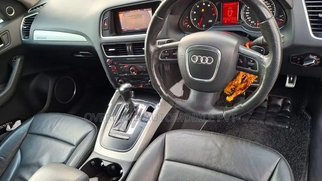 Audi Q5 Quattro 2012