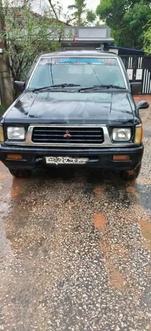 Mitsubishi L200 1992