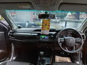 Toyota Hilux 2016