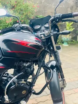Bajaj Discover 2009