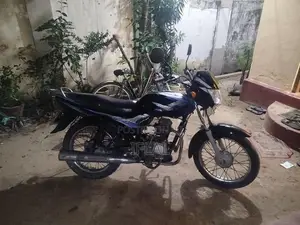 Bajaj CT100 2010