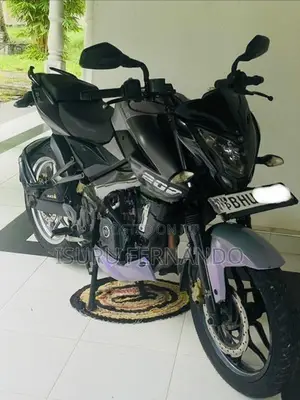 Bajaj Pulsar NS200 BS04 2019