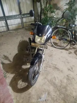 Bajaj CT100 2010