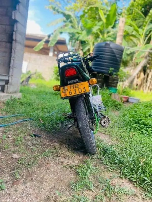 Bajaj Caliber HQ-6101 2004