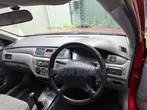 Mitsubishi Lancer 2005