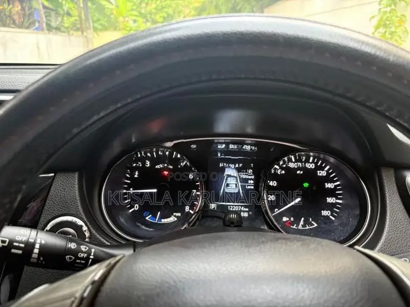 Nissan X-Trail 2016