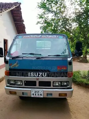 Isuzu Elf 1973