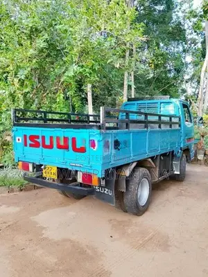 Isuzu Elf 1973