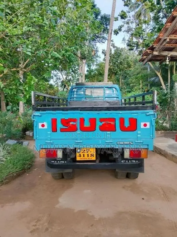 Isuzu Elf 1973