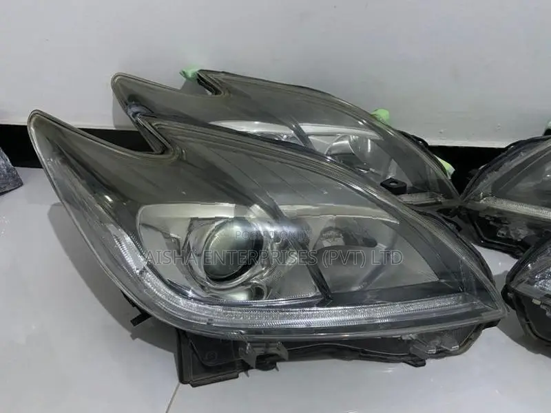 Toyota Prius ZVW 30 Head Light (Down LED)