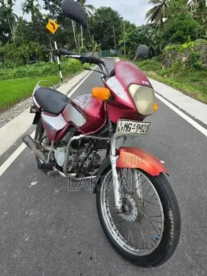 TVS Centra 2005
