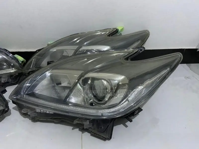 Toyota Prius ZVW 30 Head Light (Down LED)