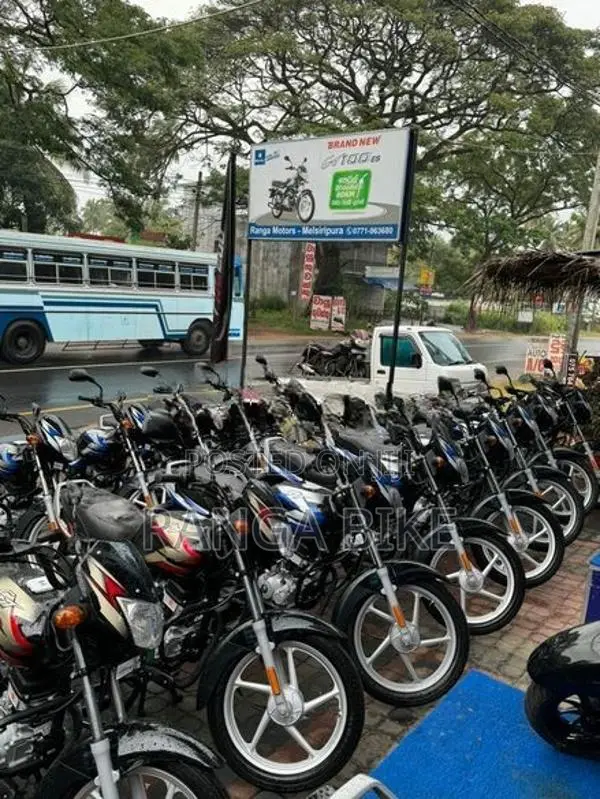 Bajaj CT100 2026