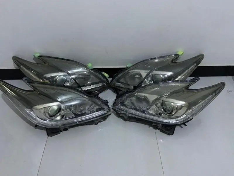 Toyota Prius ZVW 30 Head Light (Down LED)