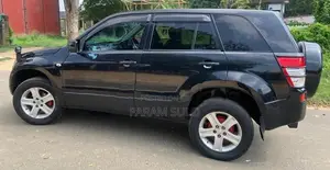 Suzuki Escudo 2011