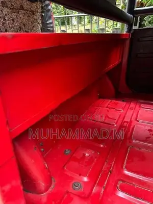 Bajaj RE 2018