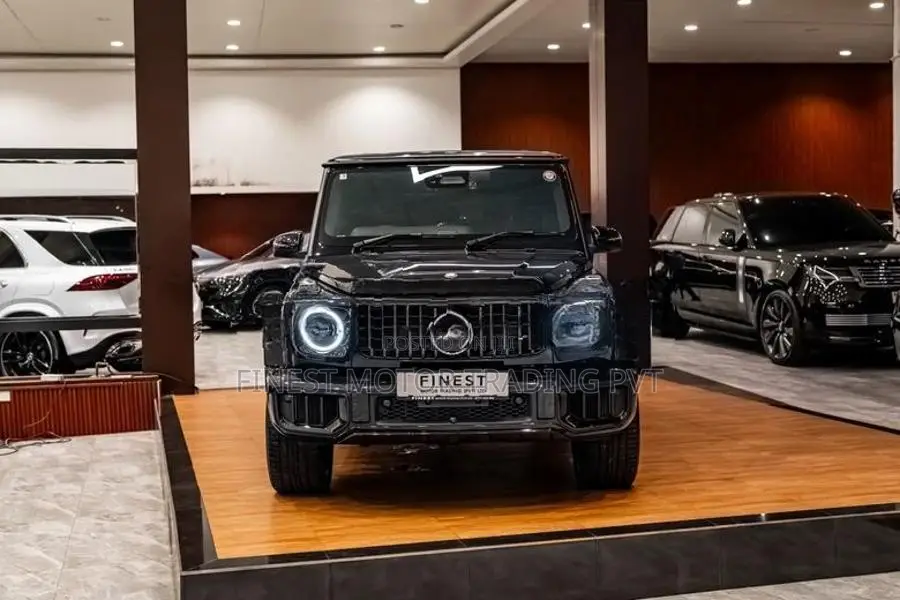 Mercedes Benz G Wagon G63 AMG RED LEATHER 2025