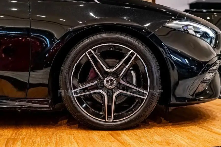 Mercedes Benz A180 AMG Plus 2024