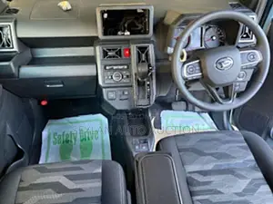 Daihatsu Taft G Dark Low 2024