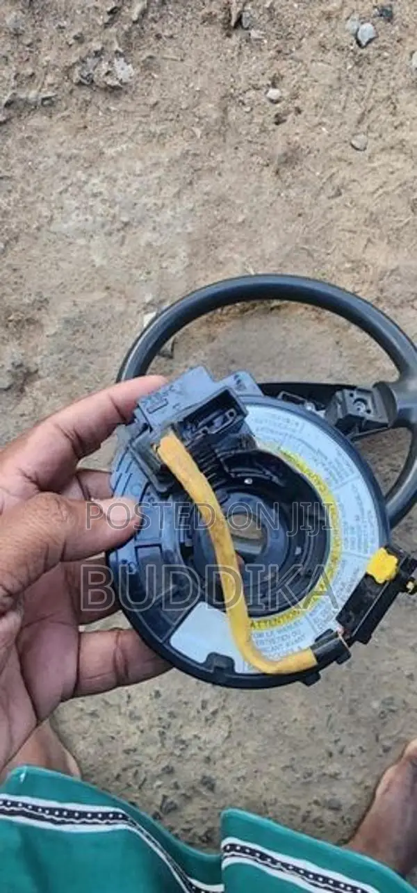 Swift Beetle Stearing Wheel with Ribbon