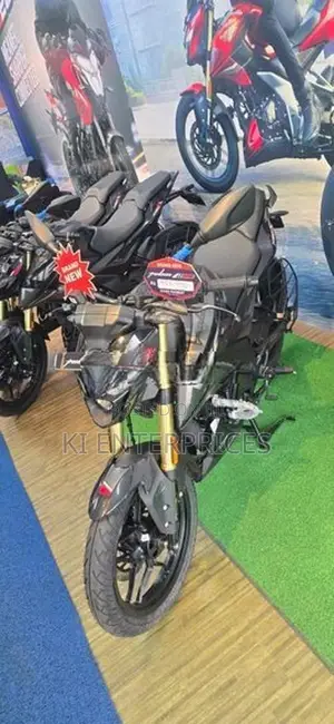 Bajaj Pulsar N160 Premium 2026
