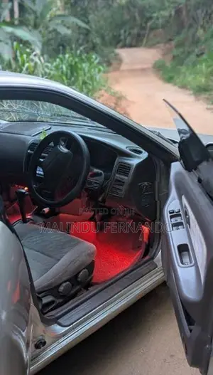 Nissan Presea 1996