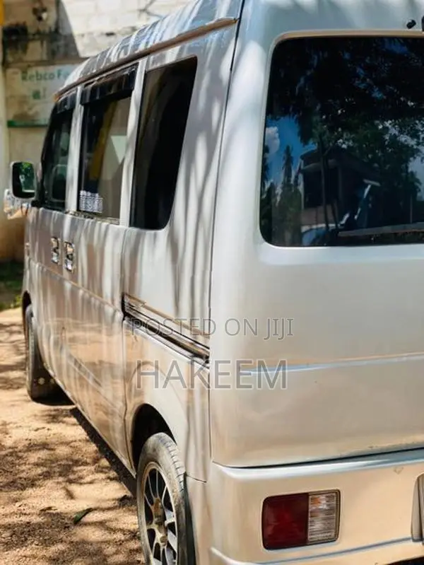 Suzuki Every Da64 2007