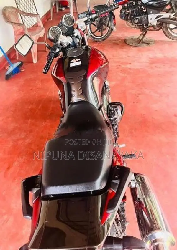 Honda CB4 Revo 2016
