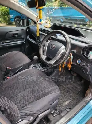 Toyota Aqua 2015